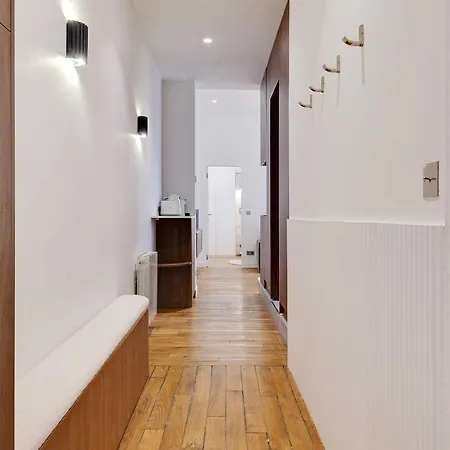Chic - 1br-4p - Republique Apartment